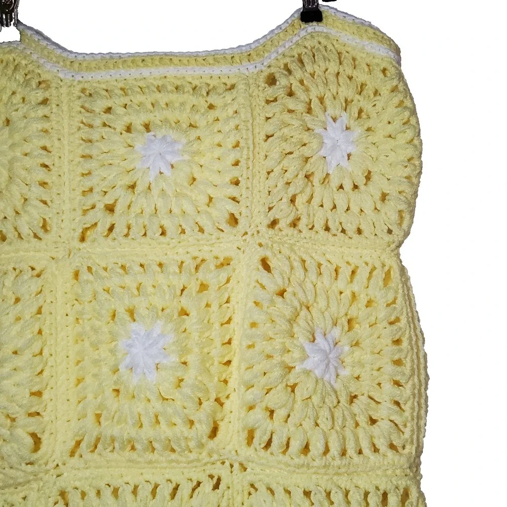 Handmade Crochet yellow squares w/white stars chair‎ throw baby blanket 35